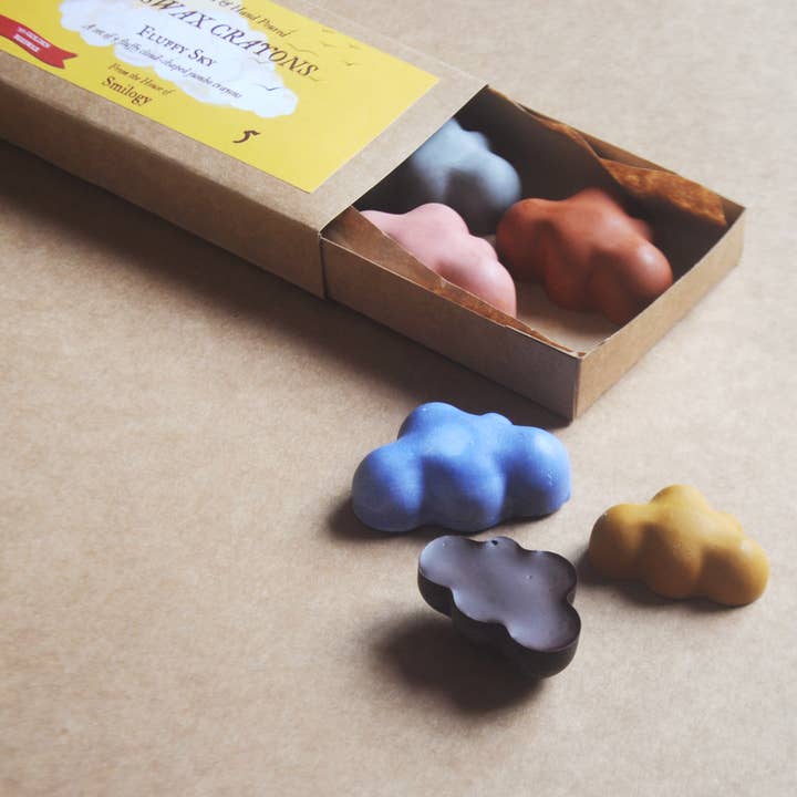 All-Natural & Non-Toxic Fluffy Cloud-Shaped Jumbo Beeswax Crayons – Set of 5 for wholesale by Smilogy Kids Ltd