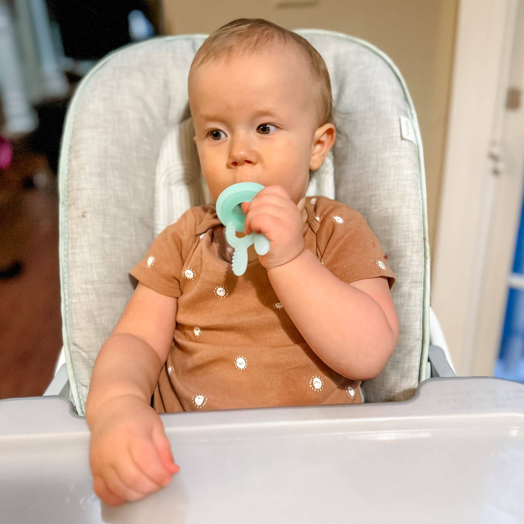 Vesta Baby - Wholesale Feeding Set - Baby - Baby Fruit Feeder Soft Silicone Food Nibbler Teether Set9