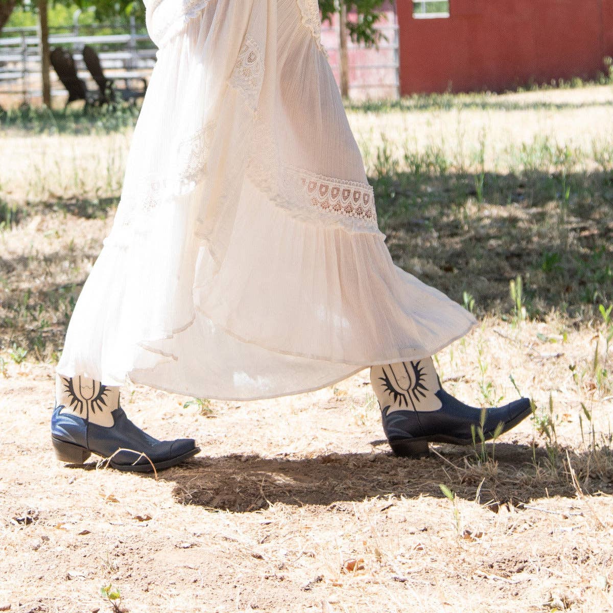 Desert Bloom Boots, LLC – Großhandel Cowboystiefel  Damen – STACHELIGE BIRNE SAPPHIRE SPITZE1