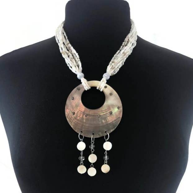 U19-691N Wit voor wholesale door A Touch of Style LLC