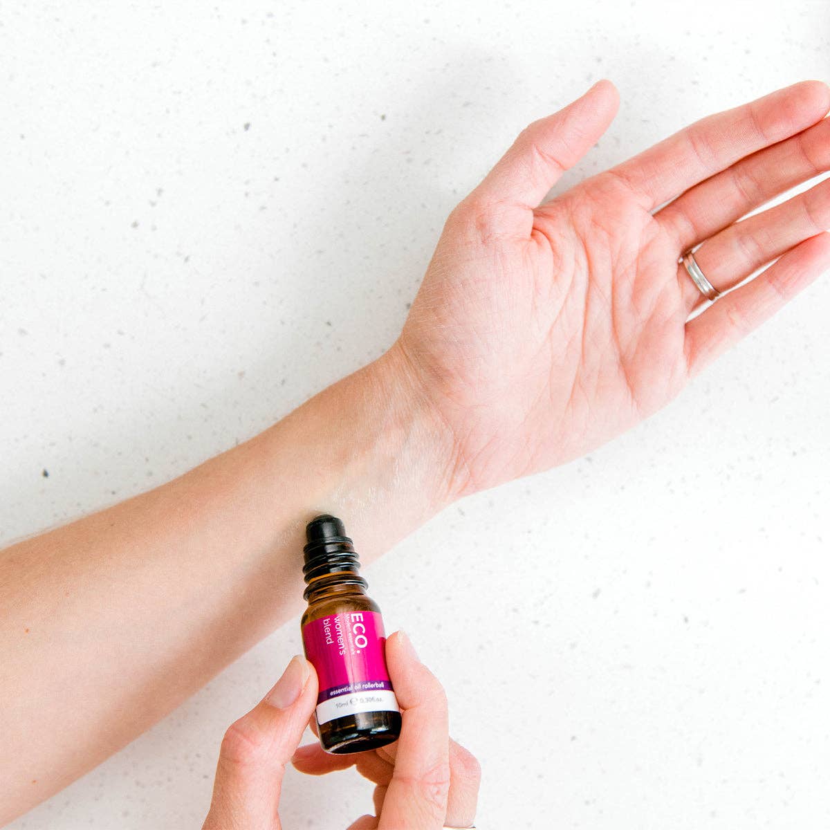 ECO. Modern Essentials - Wholesale Essential Oil Roll-On - Women's Blend Essential Oil Rollerball2