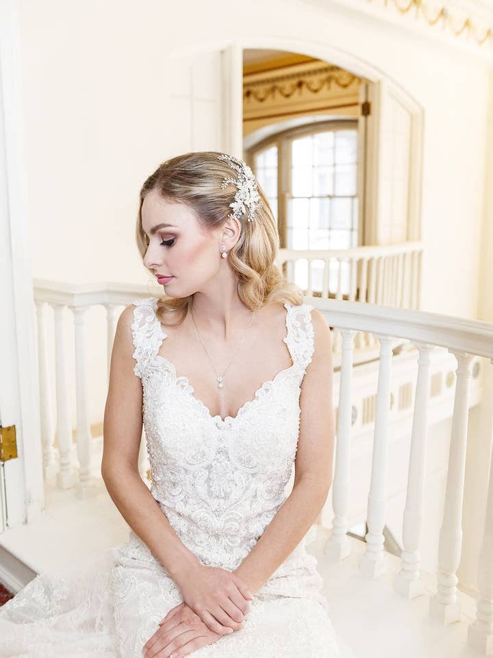 Alina Perlen-Clip für den Großhandel von allureweddingjewelry