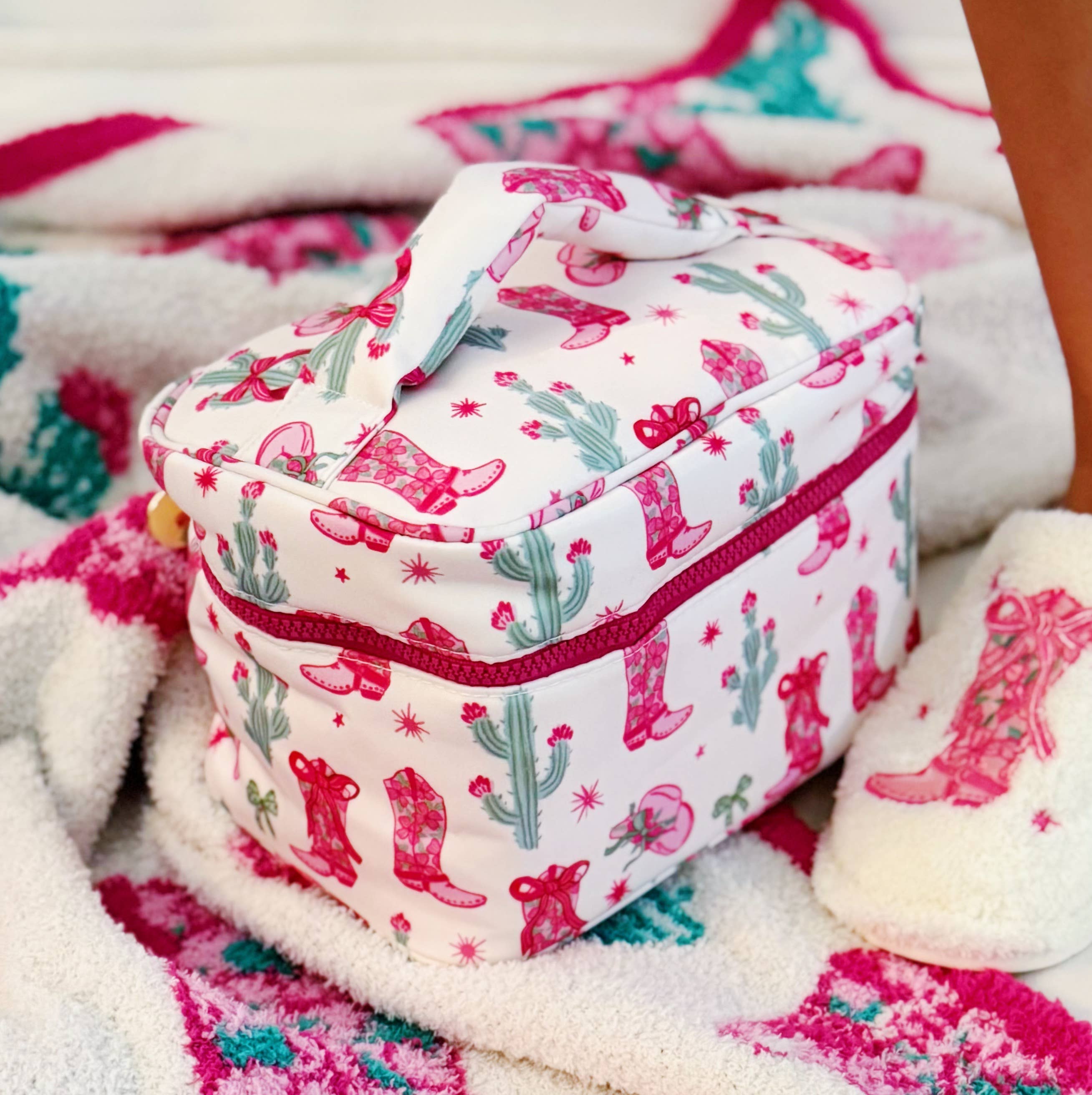 Ellison+Young - Wholesale Makeup/Cosmetic Bag - Western Whimsy Travel Cosmetic Case With Handle2