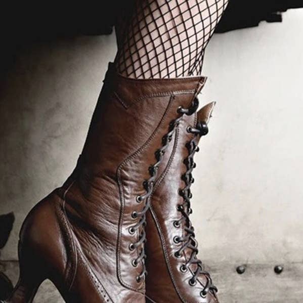 Solid Frenulum Mellemhøje Hæle Spidse Læderstøvler for engroshandel hos kycozy