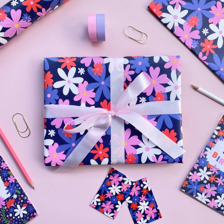 Tikkled Pink – wholesale Omslagspapper – Blommor Omslagspapper | Blommig presentpapper | Retro1