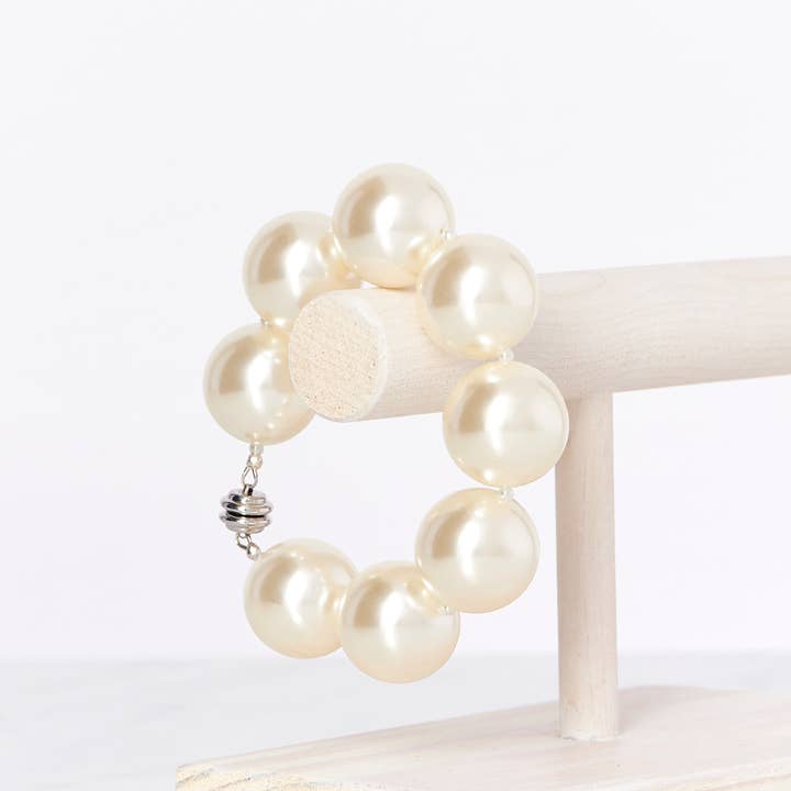 Ivory Bracelet for wholesale by Hot Girls Pearls-Freezable Cooling Jewelry