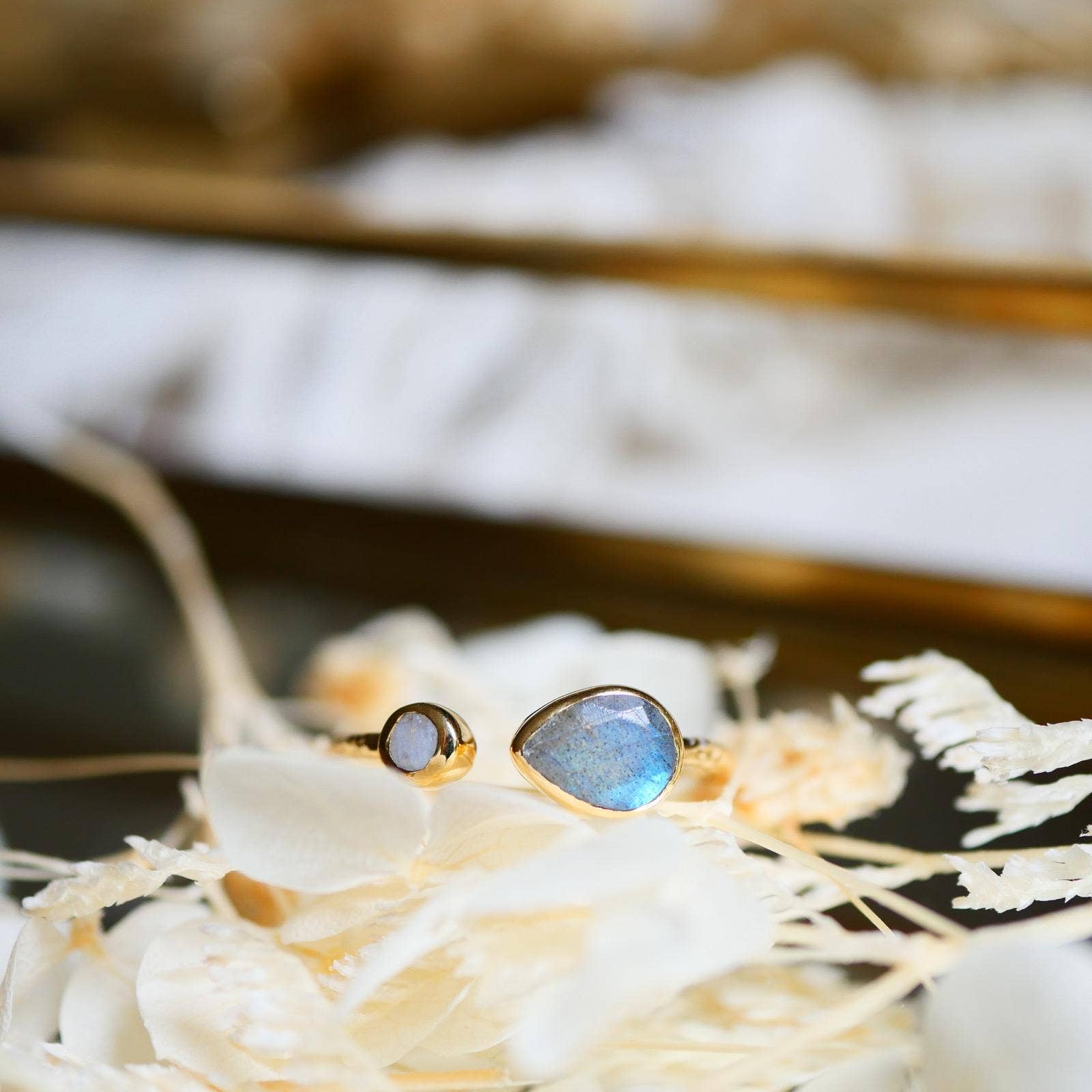 GINANDGER – Engroshandel Solitairering – RING JUSTERBAR PAULA Ametyst / labra eller Månesten / Labra0