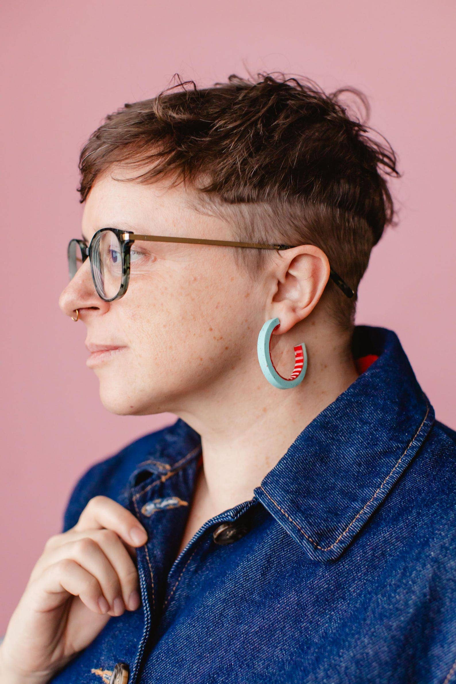 Mono - Wholesale Hoop Earrings - 3 colors - Memphis Style Polymer Clay bicolor hoop Earrings, 80s color block Dangle Earrings7