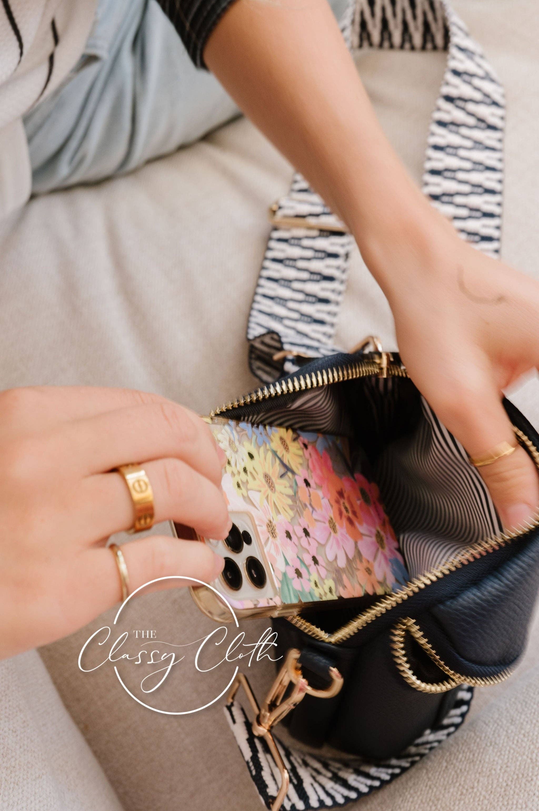 The Classy Cloth WS - Wholesale Crossbody Bag - Women's - Corinne Crossbody Bag - Navy - Navy White Zig Zag Stripe RTS7