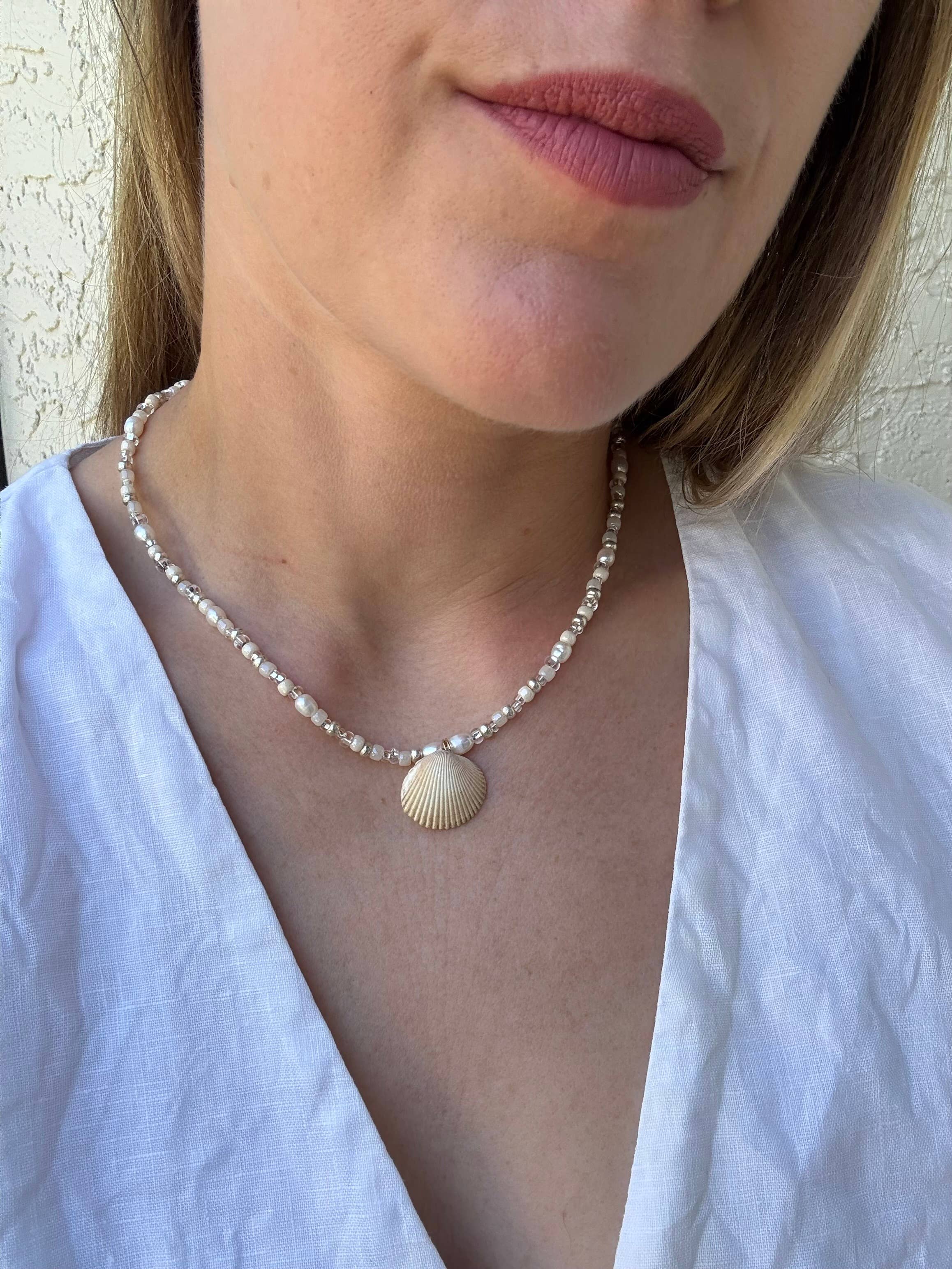 i said oui - Wholesale Beaded/pearl necklace - The Shell Game1