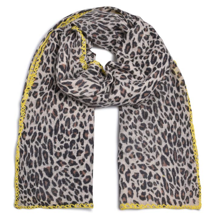 Kasjmier sjaal Feli-cs Leo met stiksels in bruin voor wholesale door cute stuff GmbH