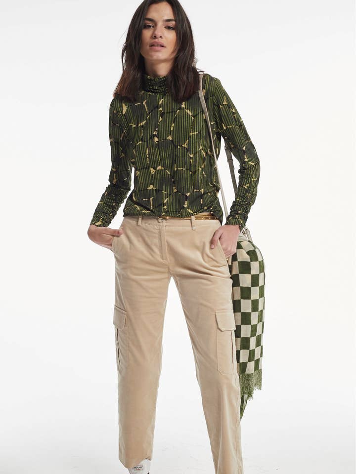 Byxa Andreu Velveton Stretch för wholesale av OKY