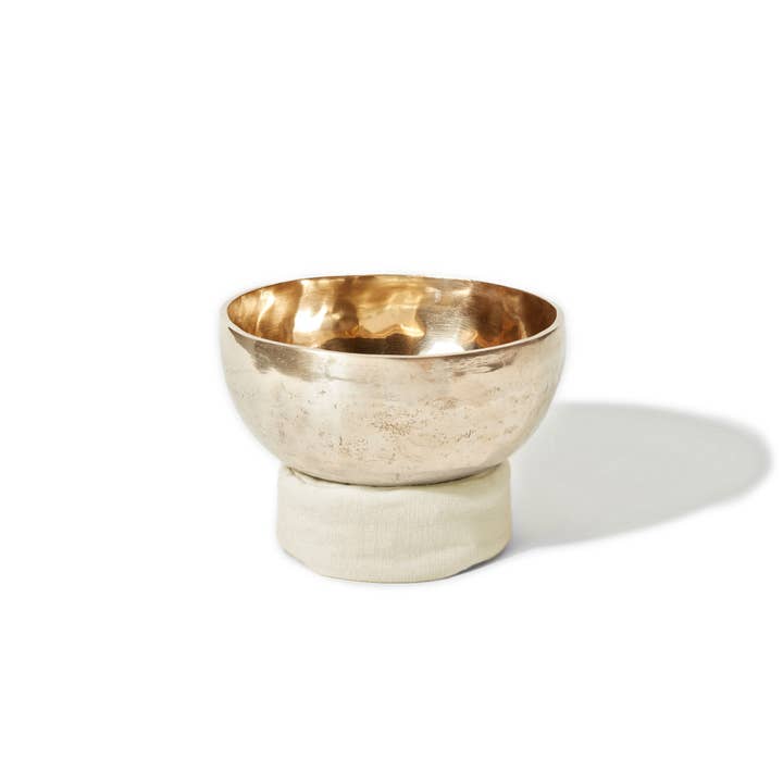 renoo || meditation goods for the modern home - Wholesale Meditation Supplies - Seven Metals Meditation Singing Bowl - 7" - vanilla