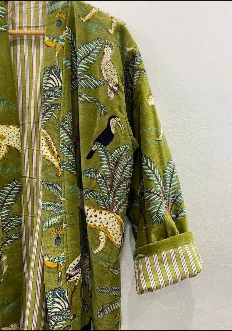bhavnas boutique – Engroshandel Morgenkåbe - Dame – Grøn Jungle Print Fløjlskimonokåbe Morning Tea Kvinders frakke2