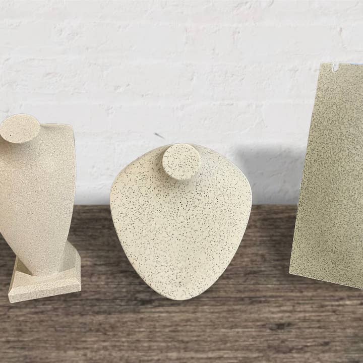 EMB Pretty - Vente Supports et présentoirs à bijoux - Bloc présentoir pour collier effet pierre mouchetée