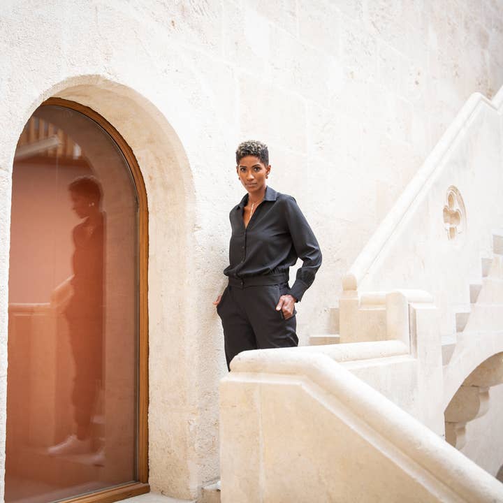 Black shirt with waistband for wholesale by Ojos Negros