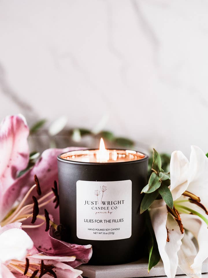 Lirios para las potras para venta al por mayor de Just Wright Candle Co, LLC.