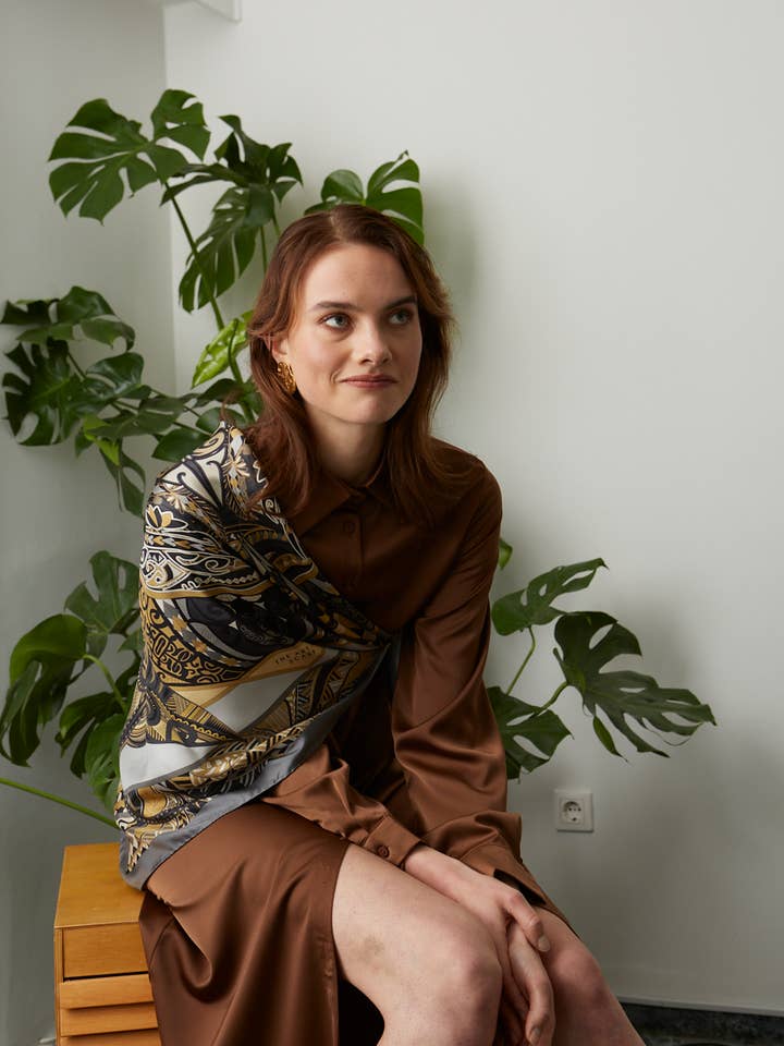 Potere della Vita Premium Sciarpa in Seta 100% Grigia 35"*35" per la vendita all'ingrosso da parte di Fetolia