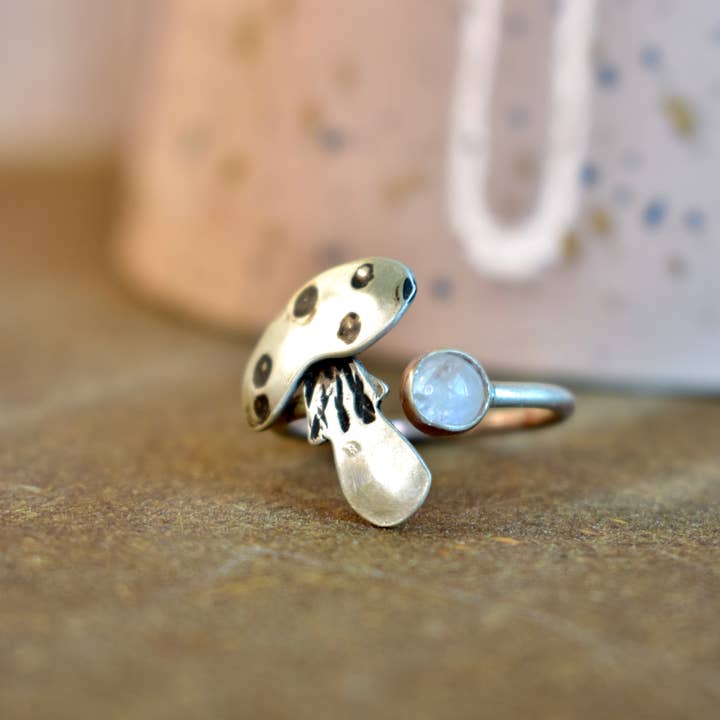 Chloeography – wholesale Cocktail/Statement Ring – Magiska svamp Ring - Sterling Silver, månsten