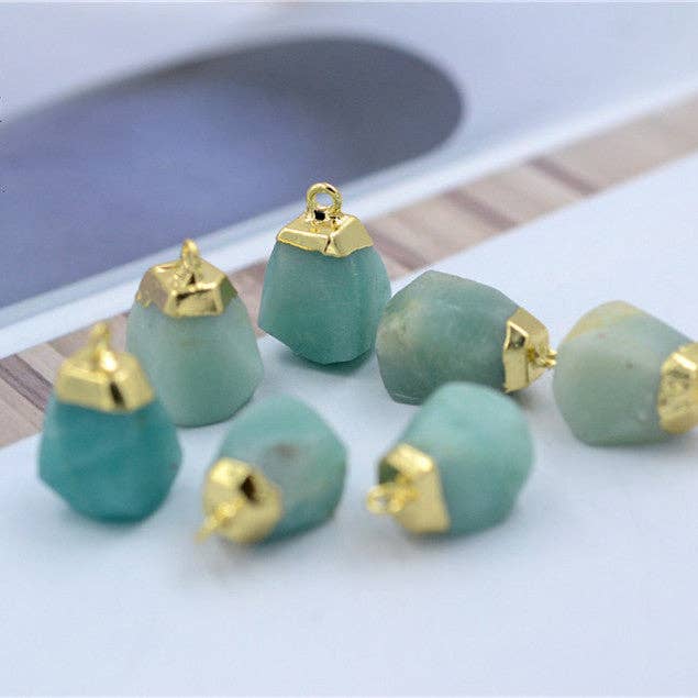 Perimade & Co. LLC - Wholesale Pendant/Charm Necklace - Natural Crystal Raw Stone Healing Necklace in Solid Copper8