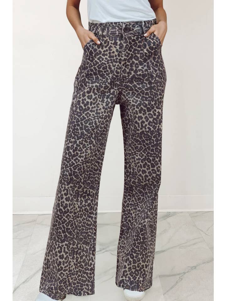 Black Leopard Print Wide Leg High Waist Jeans NEW | 4-16 for wholesale on Faire0