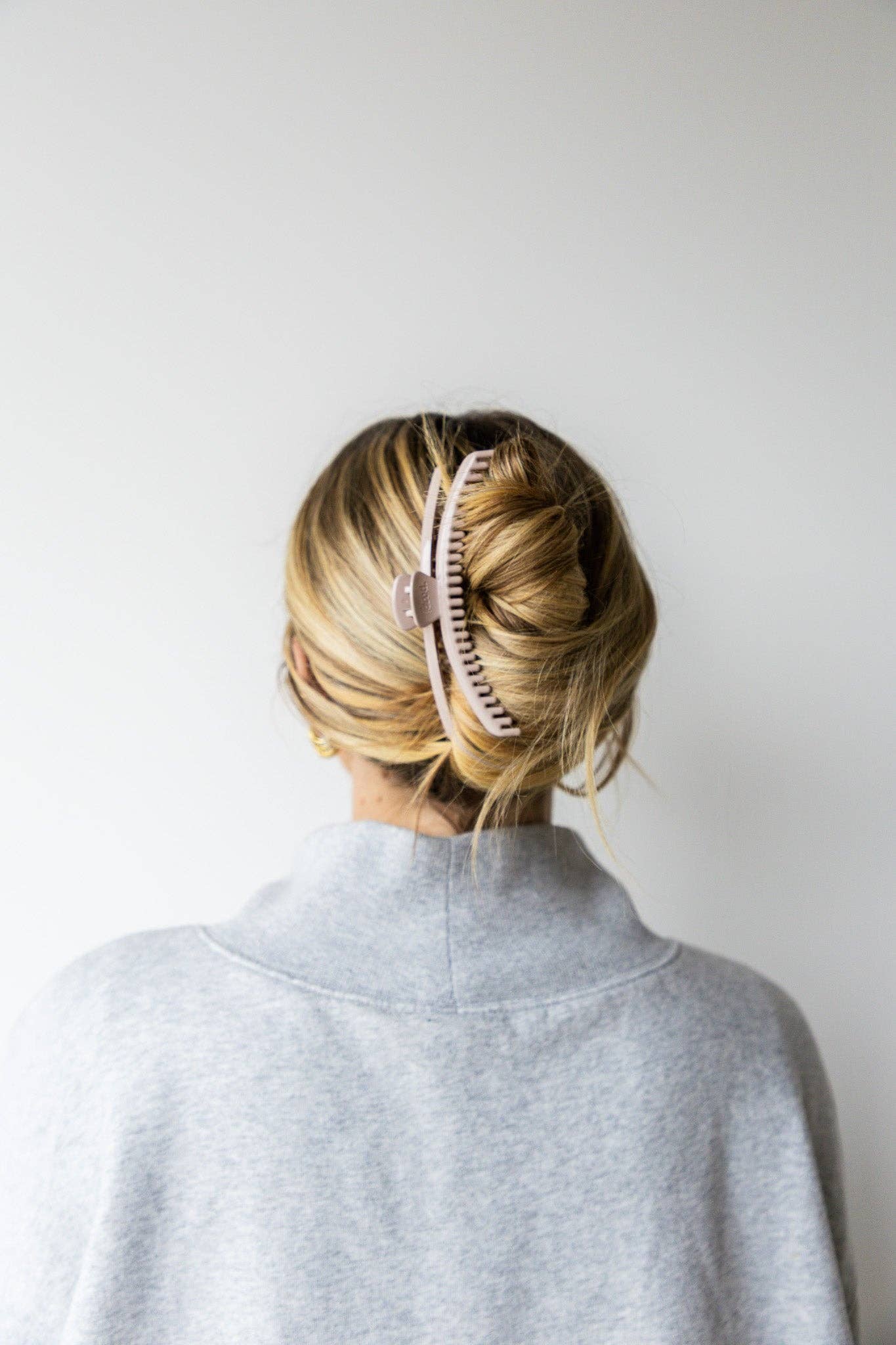 KAXI - Wholesale Hair Clip - Women's - Shiny Original Hold Everything Claw43