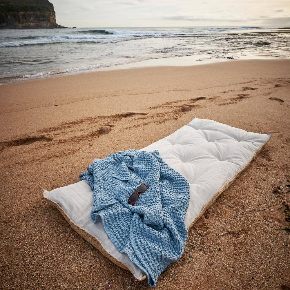 Jute Ivory Cotton Beach Mat for wholesale on Faire6