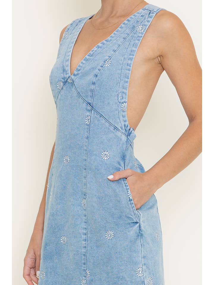 DENIM RETRO FLOWER DAISY EMBROIDERED VNECK MINI DRESS-DI9852FO for wholesale on Faire