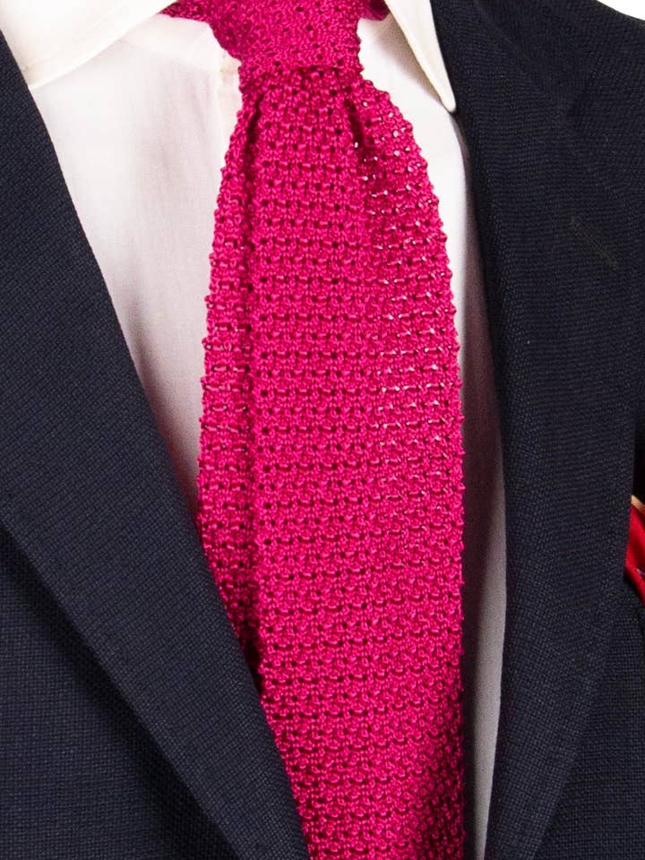 Gravata Tricot em Malha de Seda Fúcsia Lisa TRI652 por atacado de Graffeo Cravatte