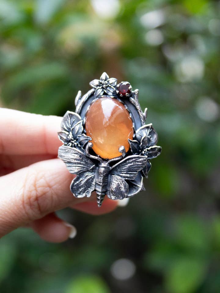 Solbelyst Nektar — Orange Kvarts Bi & Granat Have Ring, AR- 7748 for engroshandel hos Ambra Jewels