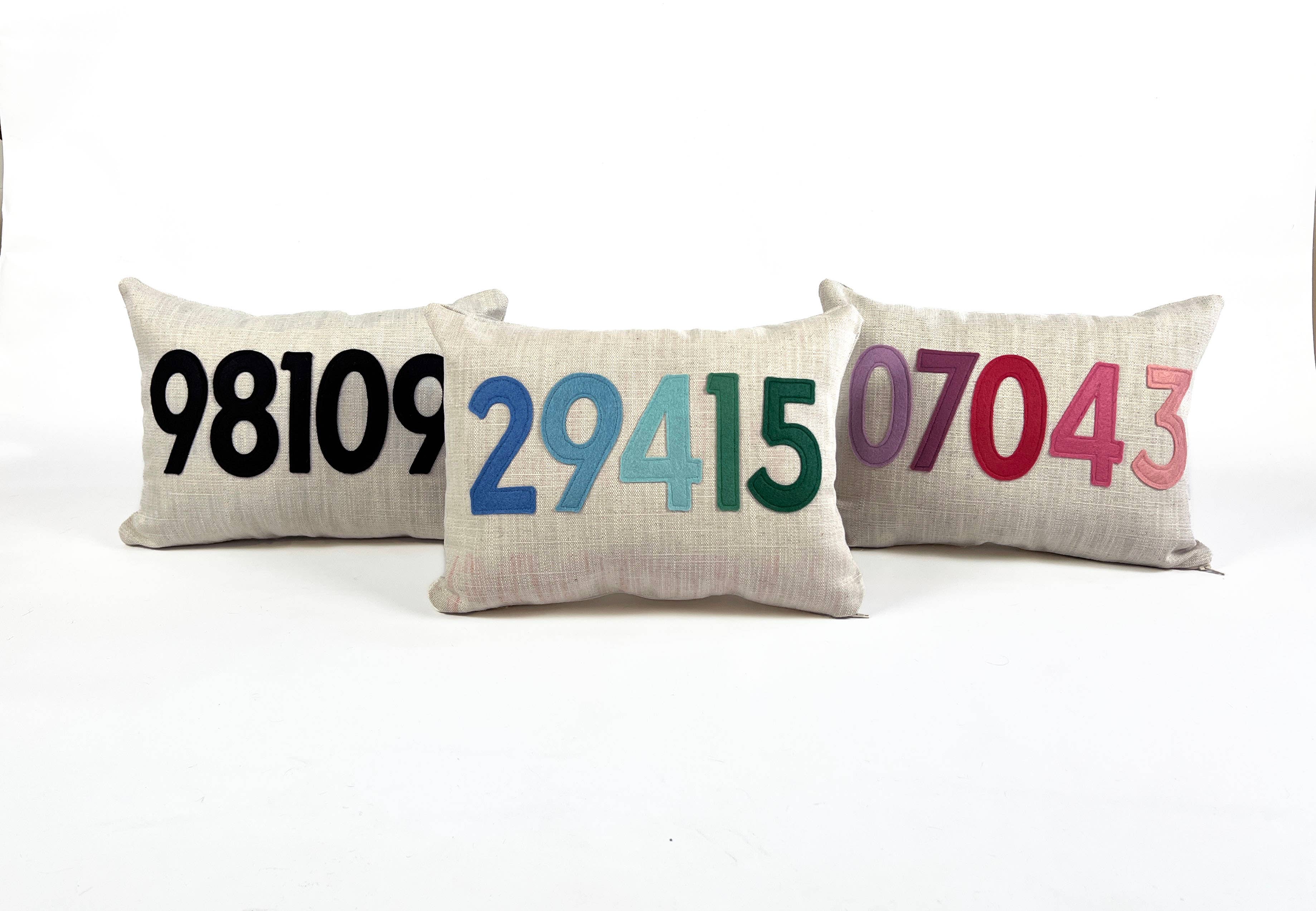 Dirtsa Studio – wholesale Dekorativ kudde – Anpassade postnummerkuddar4