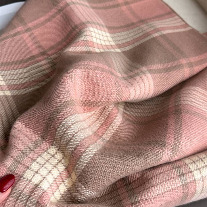 DOUBLJU - Wholesale Scarf - Women's - GENTLE RETRO TASSEL SAND WARM SCARF_CWASC0305813