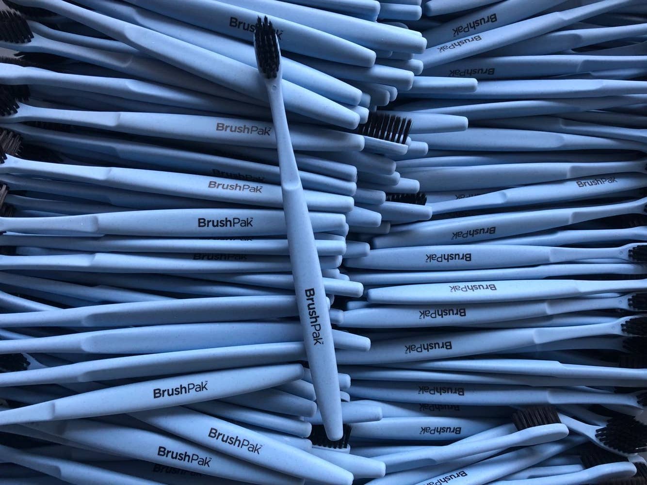 BrushPak - Wholesale Toothbrush - BrushPak™ Brand Disposable Toothbrushes (90 Pack)1