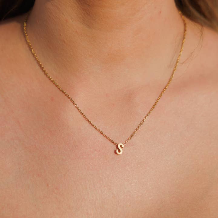 Silk oil of Morocco - Wholesale Pendant/charm necklace - Initial Necklace | Amici by Ella19