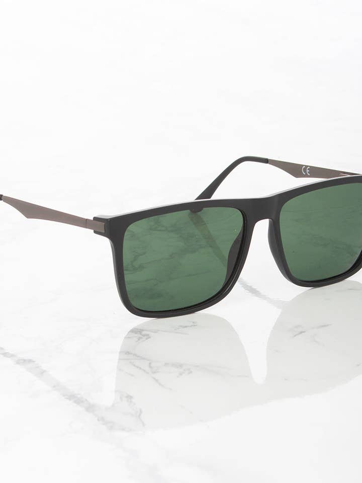 MP25404POL - Polarisé - Lot de 12 pour la vente par Apparel Candy