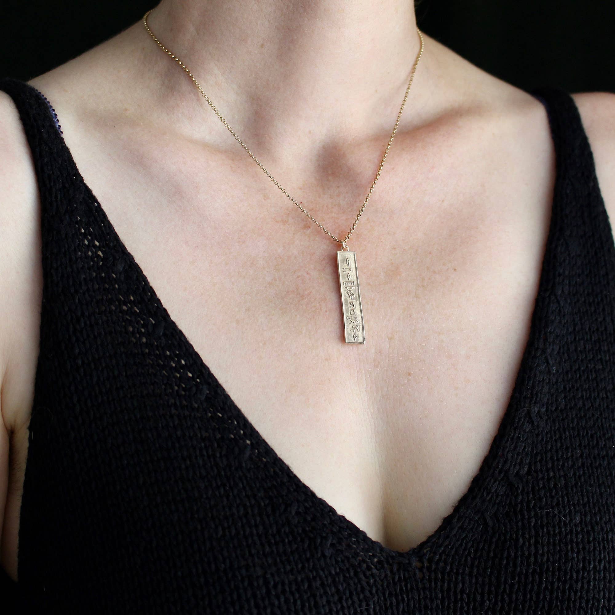 Vis a Vis Jewelry – wholesale Pendant/charm necklace – Cartouche Necklace "Eternal Love"1