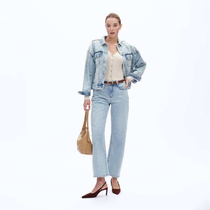 LIGHT BLUE MID RISE BARREL DENIM JEANS WITH FINISHED HEM BYOX010 for wholesale on Faire