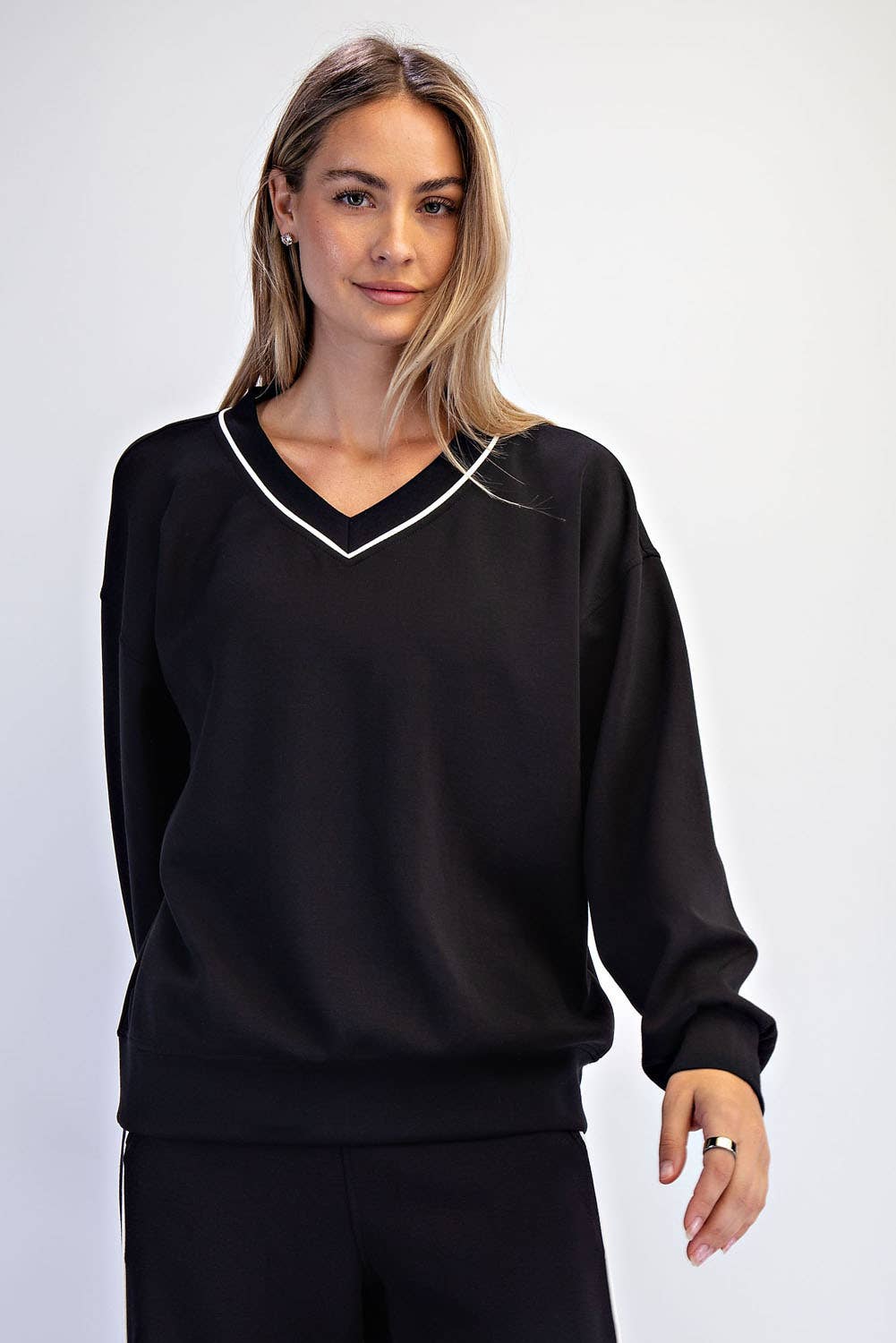 Rae Mode - Wholesale Lounge Top - Women's - MODAL SCUBA V NECK PIPING TOP4