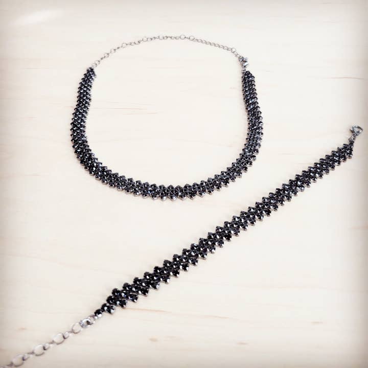 Handgefertigtes Mitternachtskristall-Halsband und Armband-Set 257mg für den Großhandel von The Jewelry Junkie