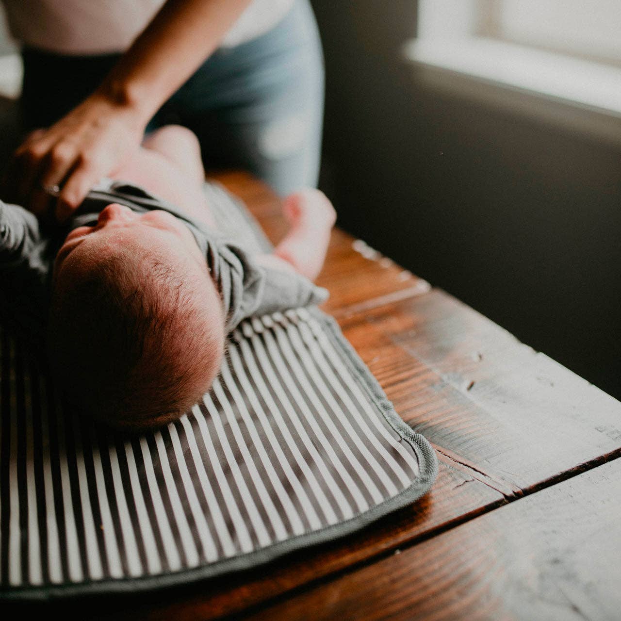 Parker Baby Co. – Großhandel Wickelauflage/-unterlage – Baby – Tragbare Wickelunterlage7