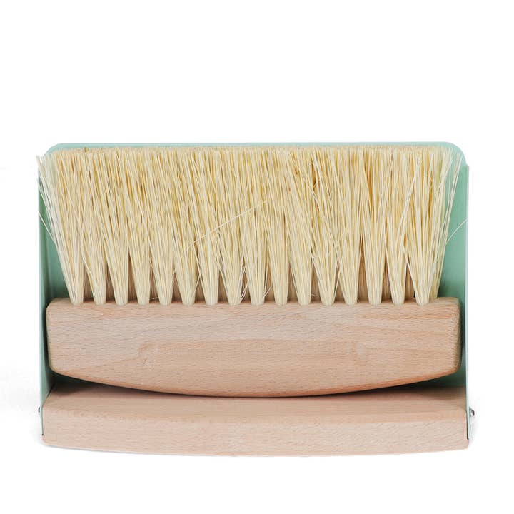 Rex B2B - Europe - Wholesale Toy Set - Kids - Wooden table brush and pan set - Pistachio green1