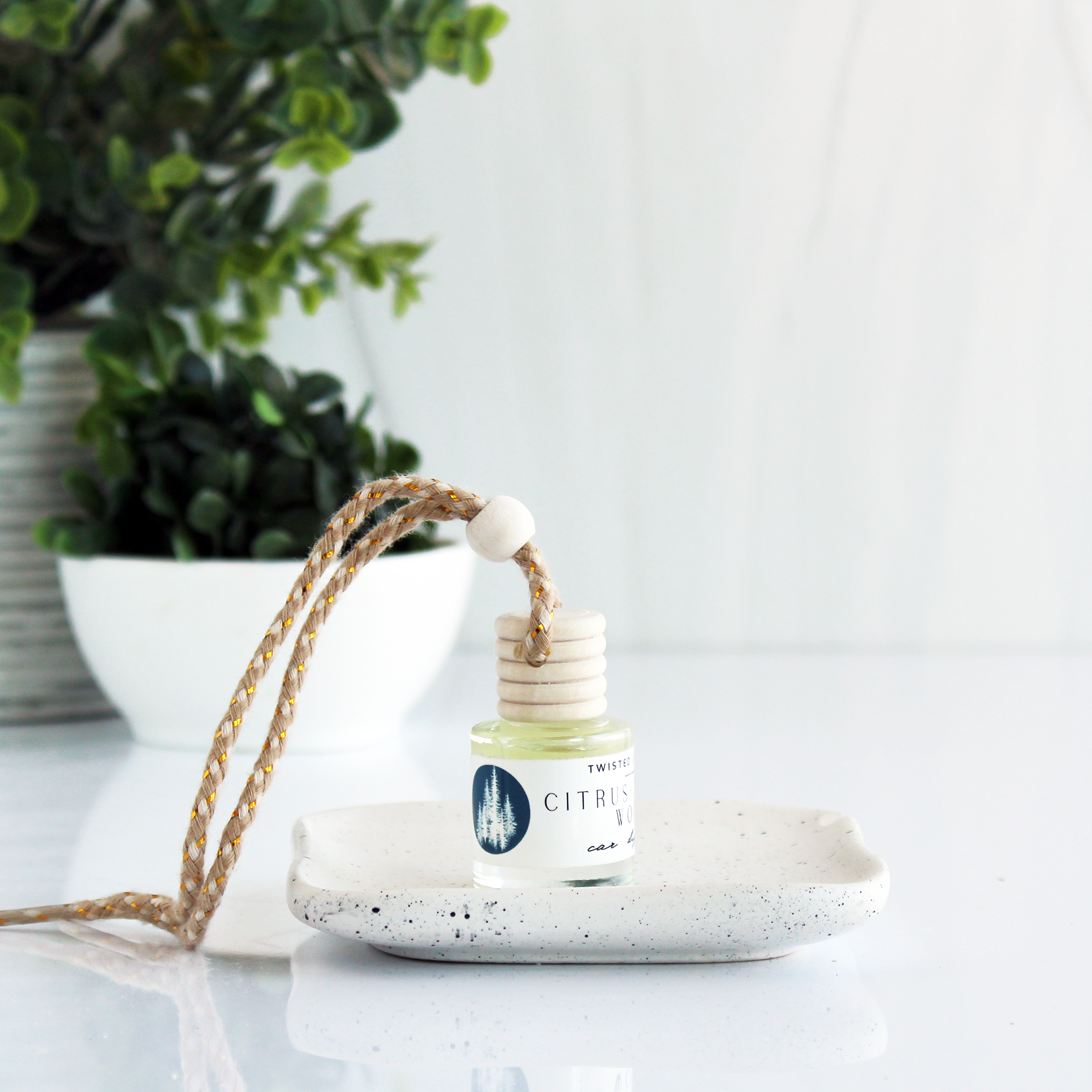 Twisted Tomboy | Bath+Body+Shower+Shave - Wholesale Reed Diffuser - NEW SCENTS! Car Diffusers 1