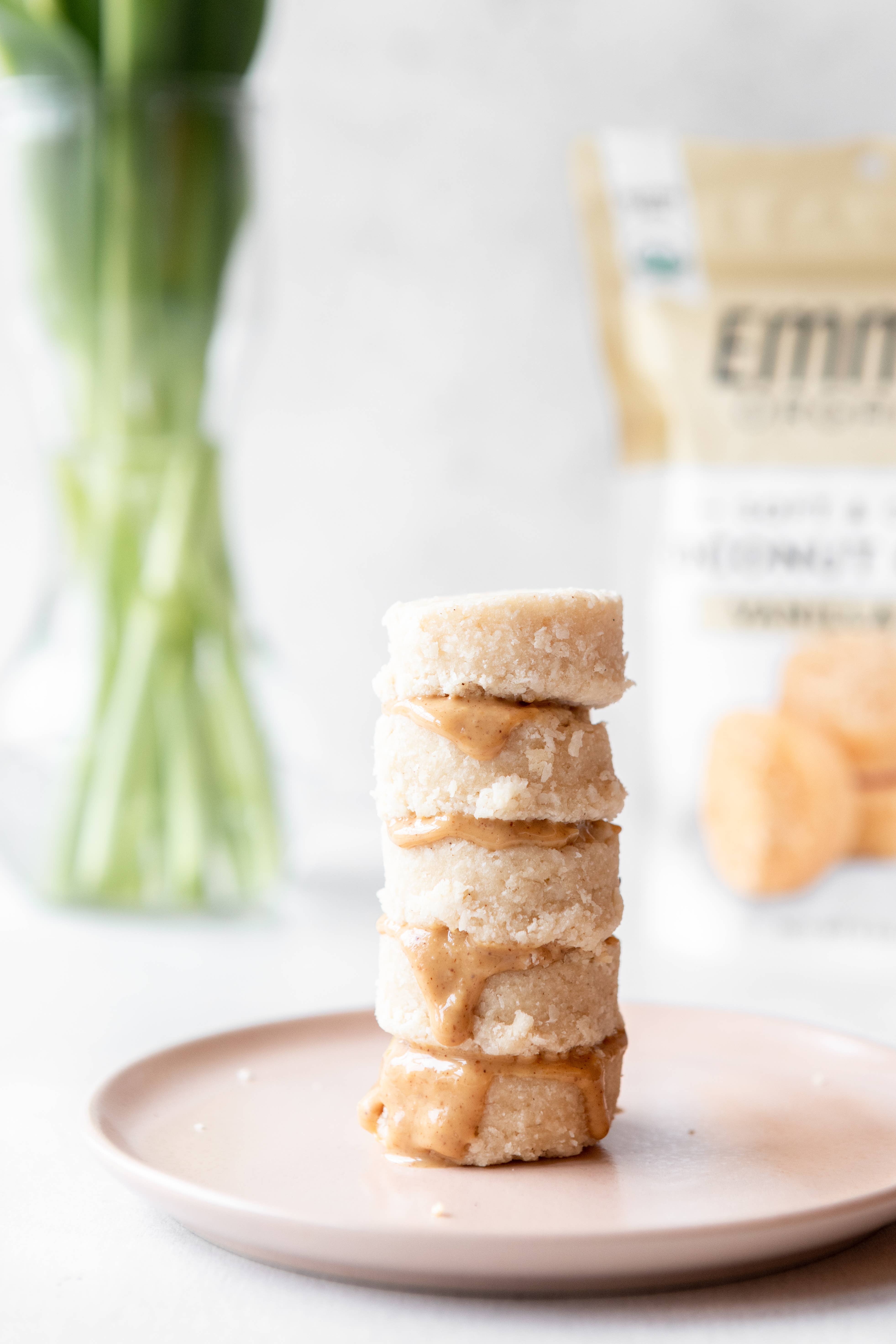 Emmy's Organics - Wholesale Cookie - Vanilla Bean Coconut Cookies 6oz Master Case (32 Units)5