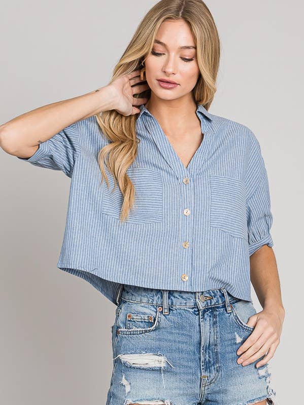 Chemise courte boutonnée à manches courtes avec poches pour la vente par Cerule