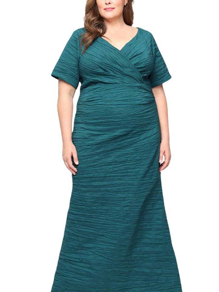 Robe ligne A taille empire avec corsage décontracté, manches courtes à capuchon et encolure en surplis Alex Evenings (taille plus) pour la vente par Immediate Apparel