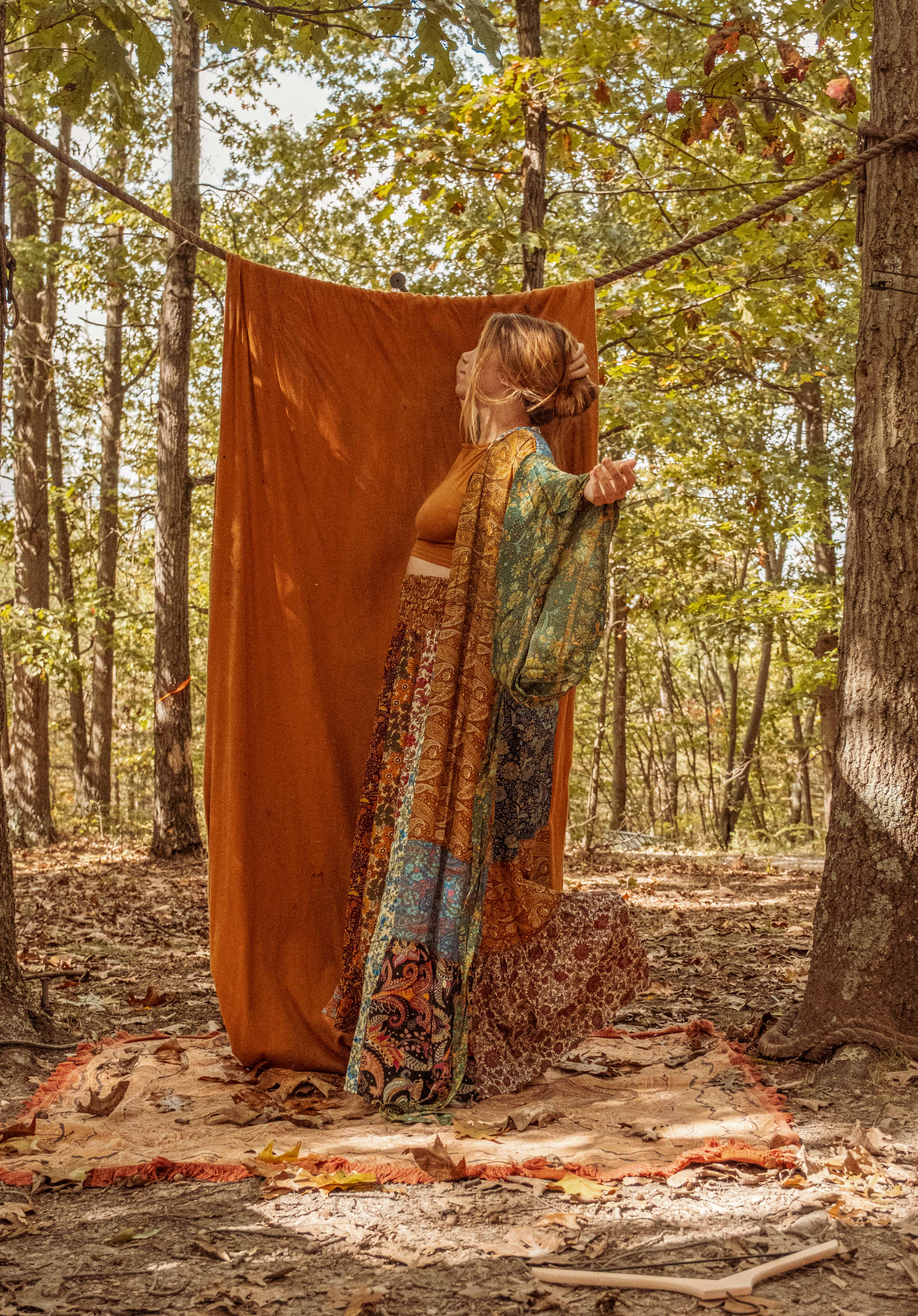 Ora d'oro Kimono Hippie Boho Patchwork, Kimono in Seta con Maniche a Campana Lunghe in vendita all'ingrosso su Faire6