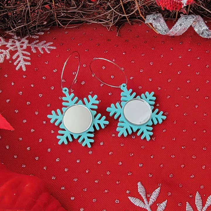 boucles d'oreilles Mirror Snowflake pour la vente par Mushy Mushy