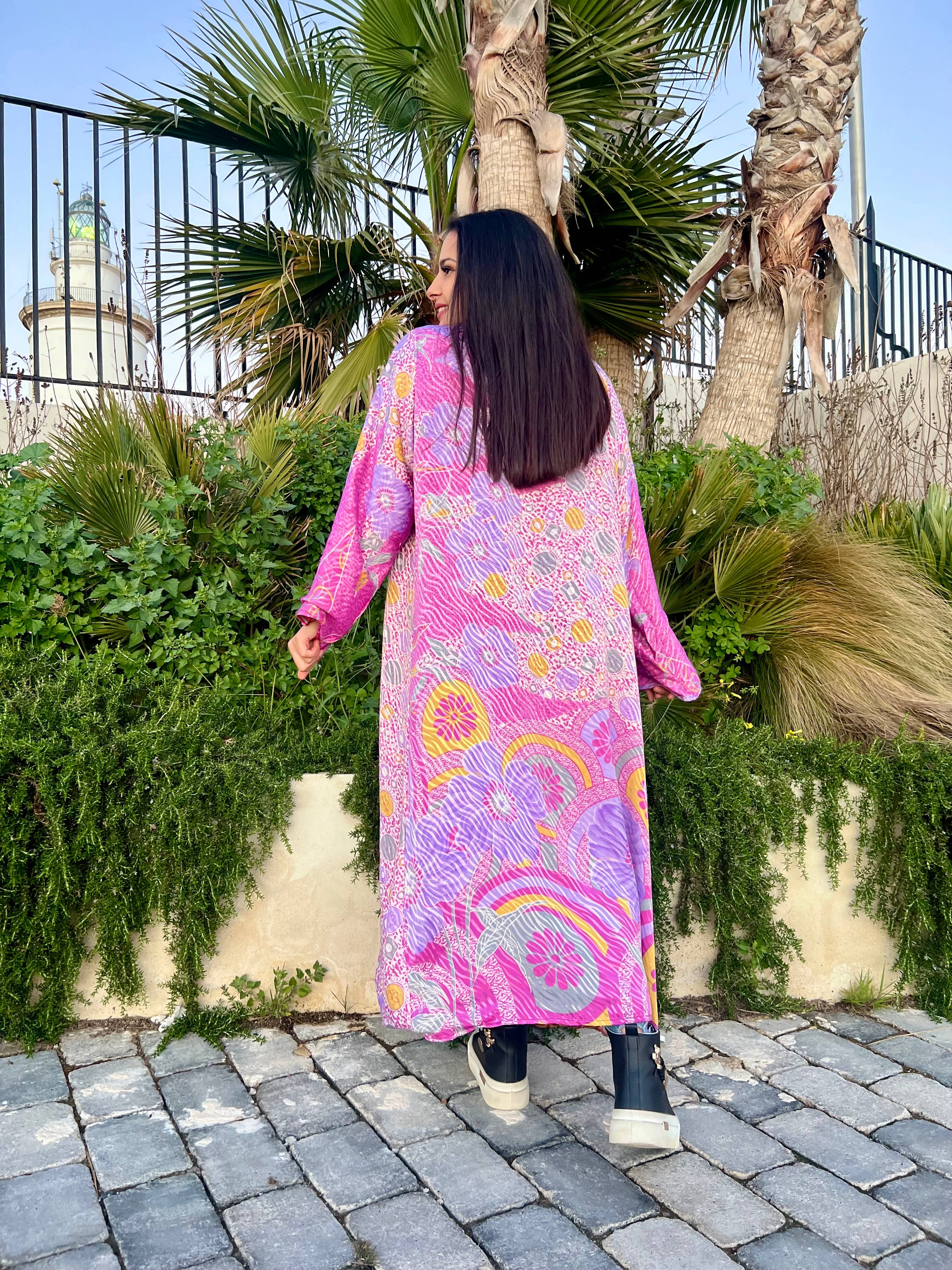 Kinomy - Wholesale Kimono - Women's - Varied reversible long kimonos (118 cm) Pack 20, boho.17