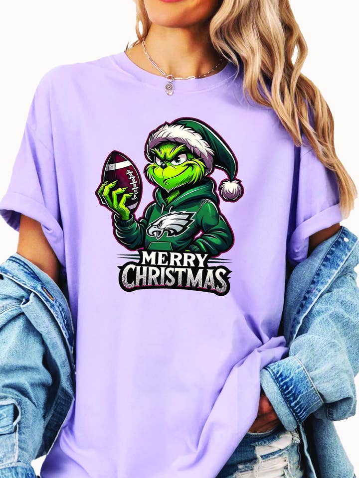 TheKingShirt - Wholesale Graphic Sweatshirt - Women's - Philadelphia Eagles Football Merry Christmas Grinch Tee2