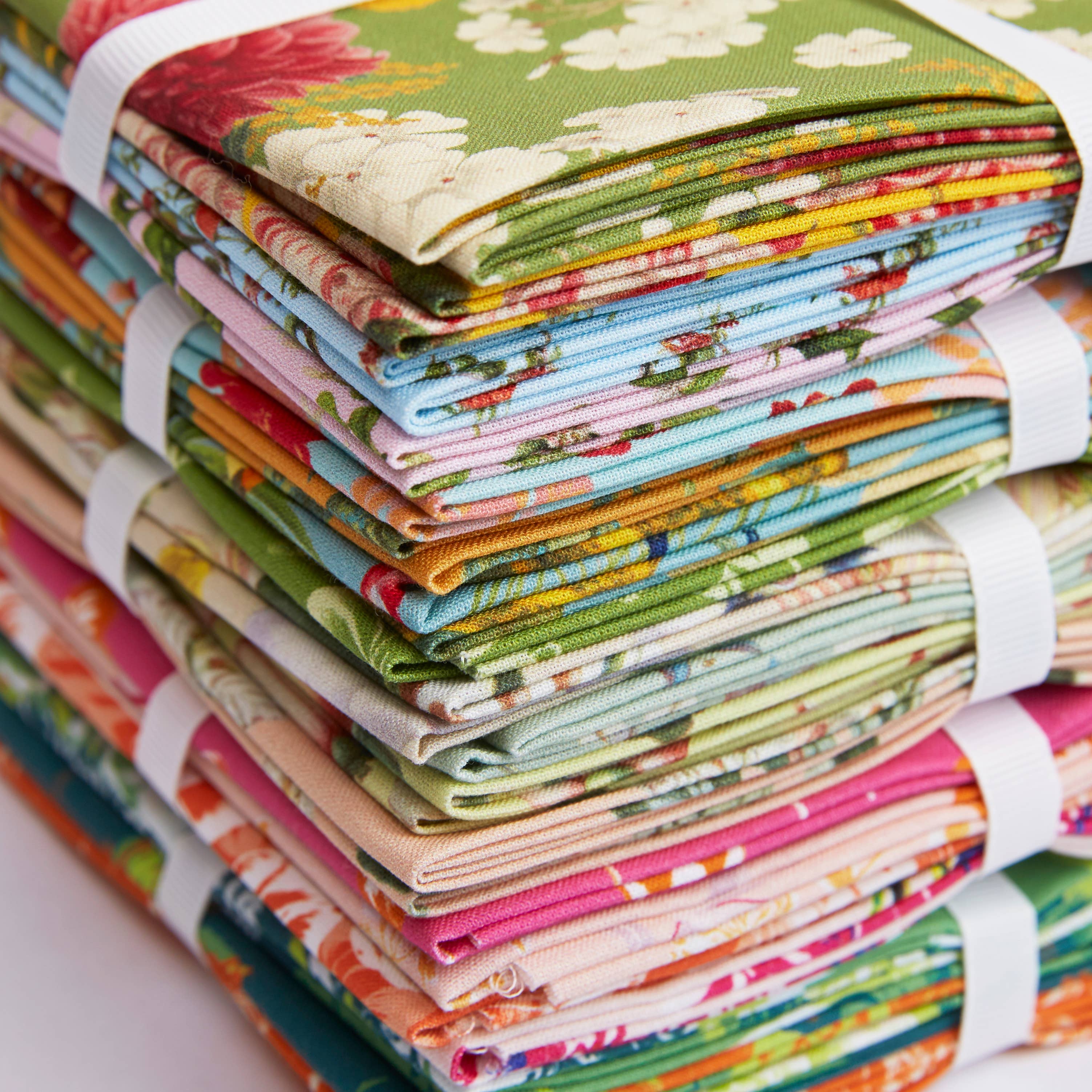 West Design Products - Vente Tissu - Lot de 4 tissus Fat Quarter RHS Geissler, 45 x 56 cm2